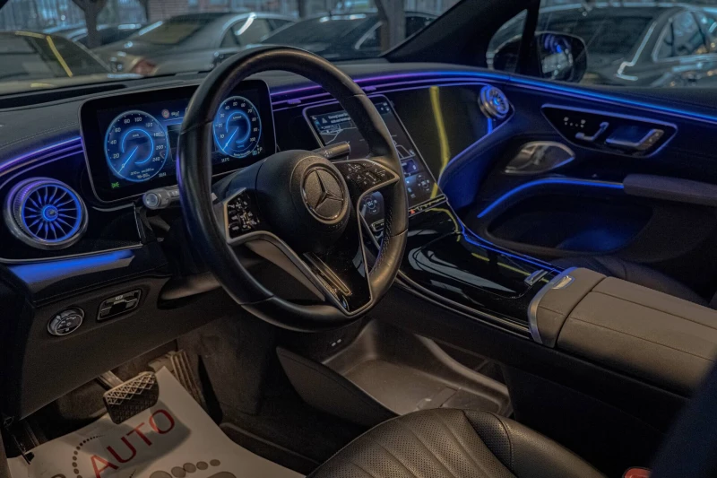 Mercedes-Benz EQS 450/4Matic/SUV/HuD/Burmester/125kWh/Digital Light/, снимка 8 - Автомобили и джипове - 52048671