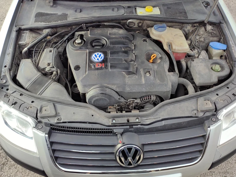 VW Passat, снимка 15 - Автомобили и джипове - 52686602