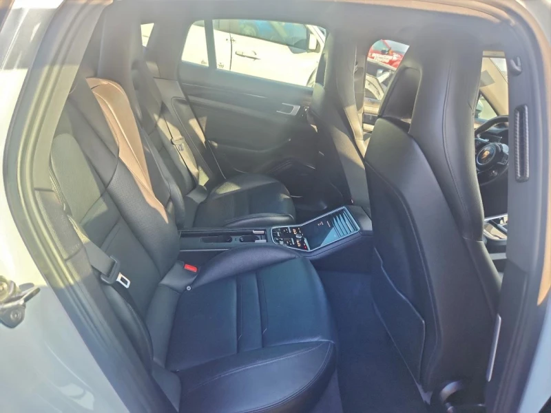 Porsche Panamera 4 RWD, снимка 10 - Автомобили и джипове - 53098108