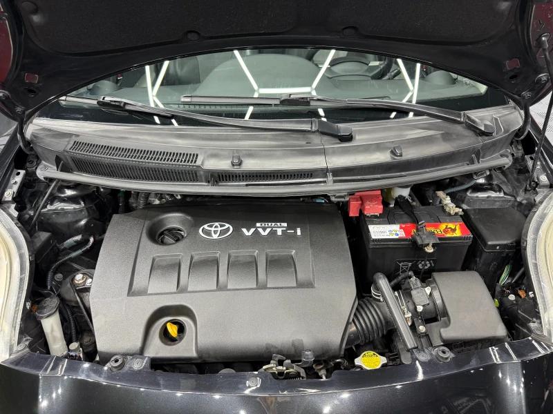 Toyota Yaris 1.8TS 133hp, снимка 12 - Автомобили и джипове - 53214457