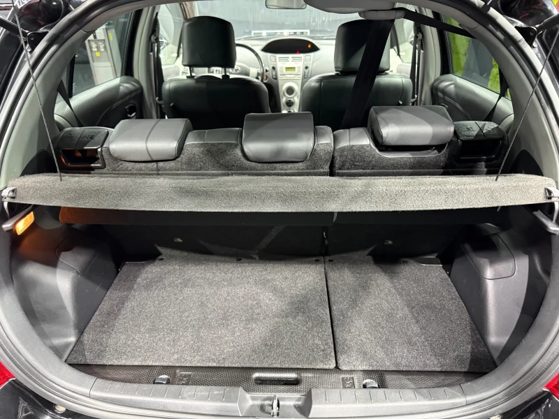 Toyota Yaris 1.8TS 133hp, снимка 11 - Автомобили и джипове - 53214457