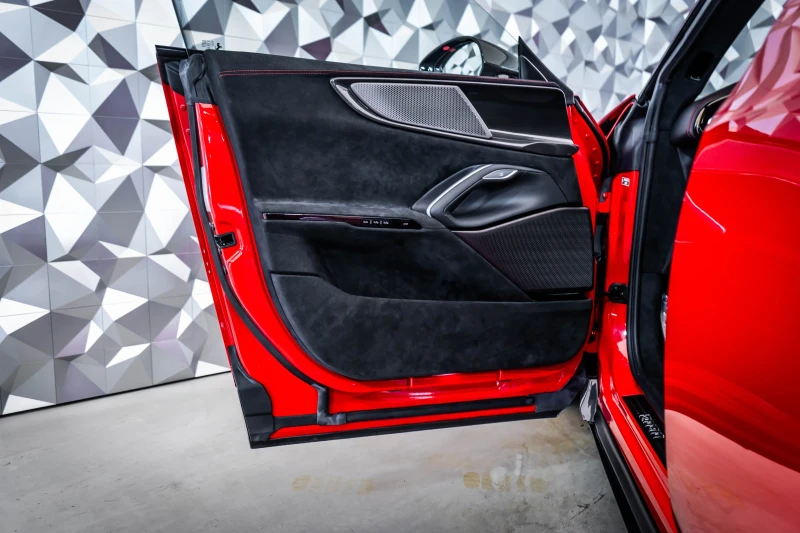 Ferrari Purosangue Rosso Corsa, снимка 7 - Автомобили и джипове - 53258682