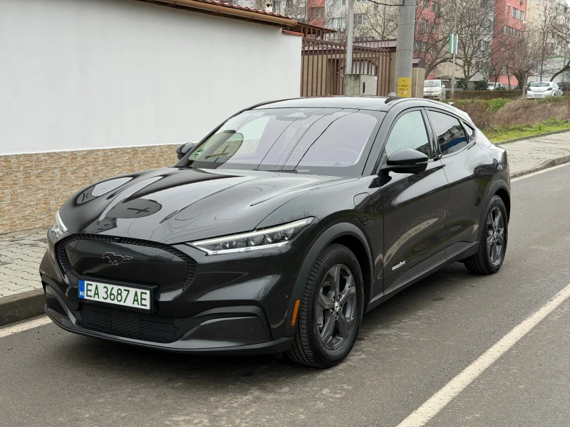 Ford Mustang Mach-E, снимка 9 - Автомобили и джипове - 53292458