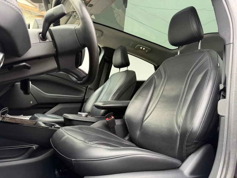 Ford Mustang Mach-E, снимка 10 - Автомобили и джипове - 53292458