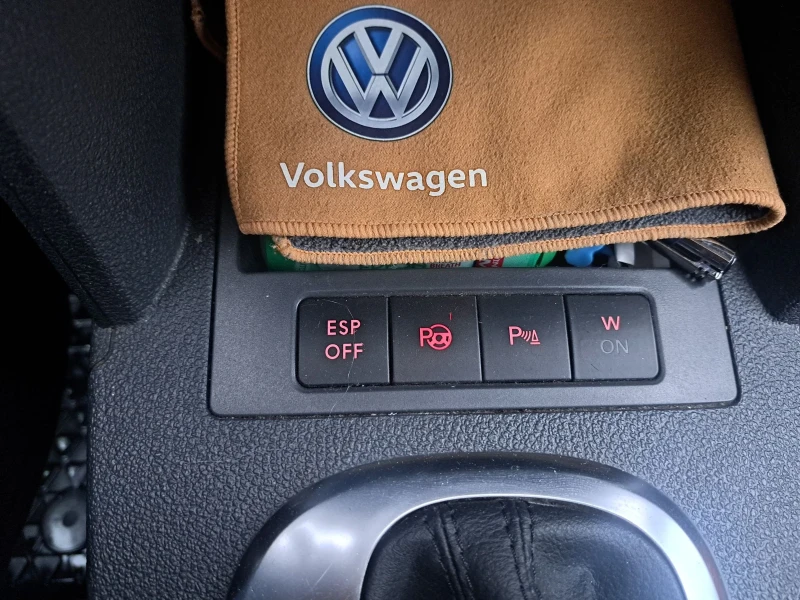 VW Touran CROSS 1.4 170к.с., снимка 16 - Автомобили и джипове - 53375017