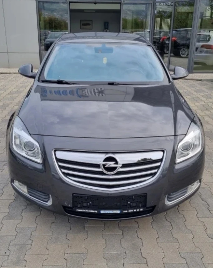 Opel Insignia, снимка 3 - Автомобили и джипове - 53833015