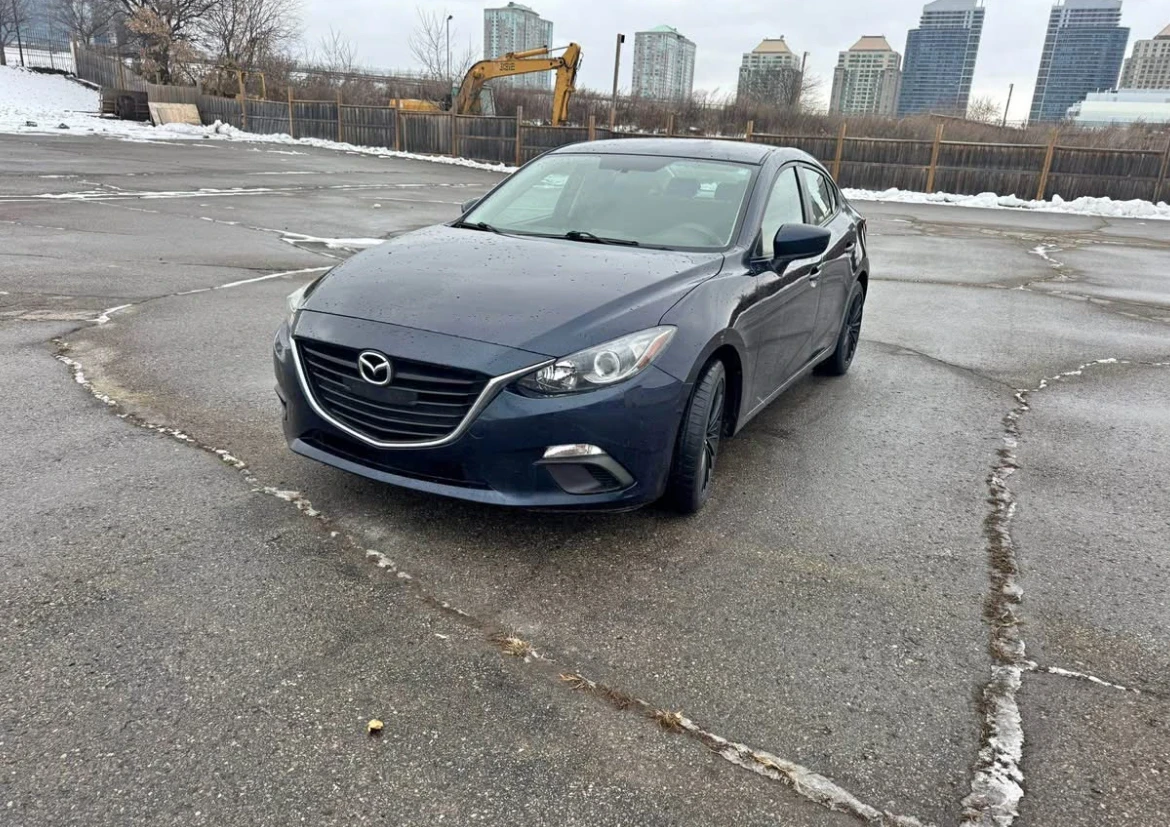 Mazda 3 АВТОМАТИК * * CARFAX * * АВТО КРЕДИТ * * , снимка 1