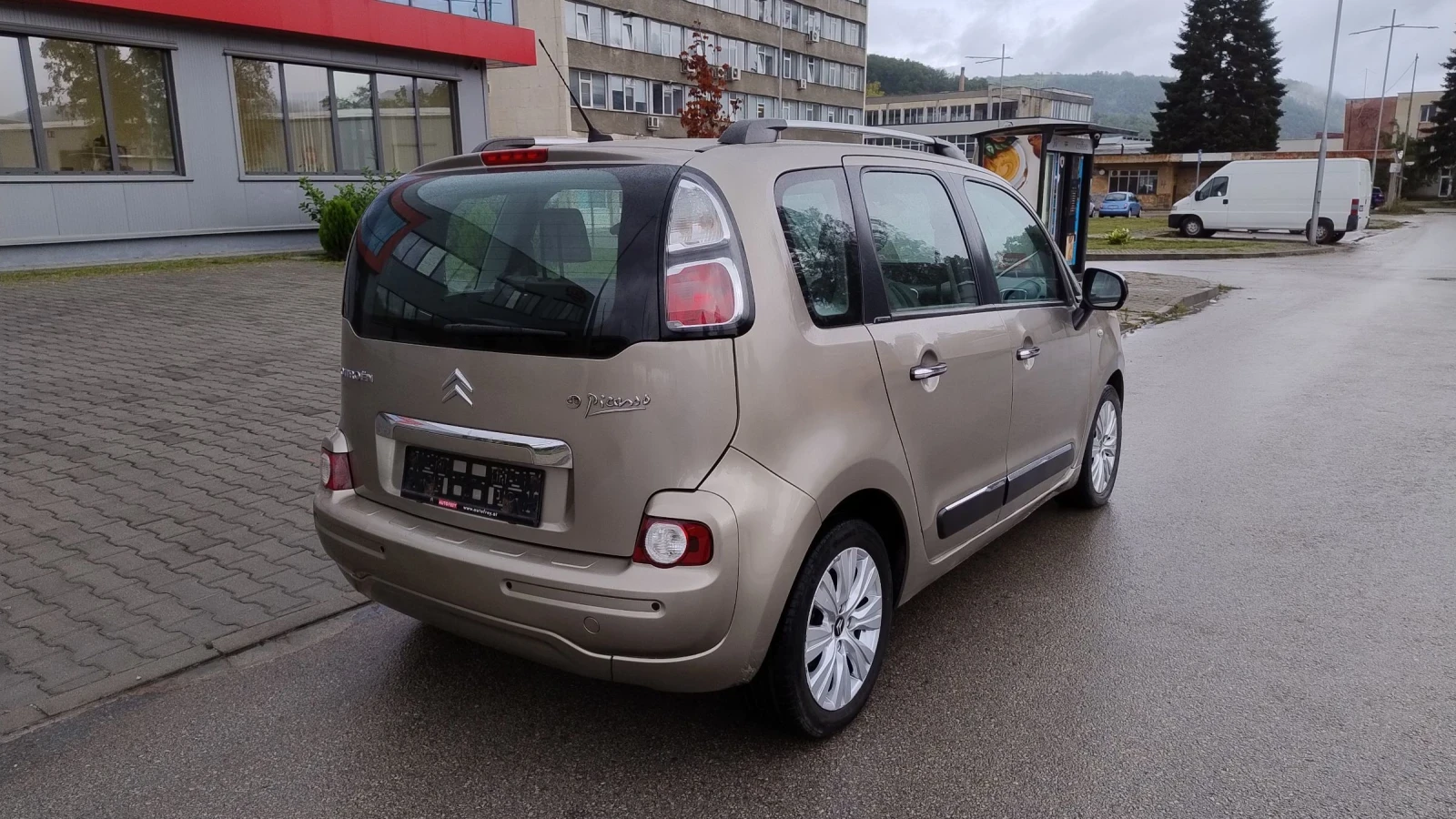 Citroen C3 Picasso 1.6hdi * ОТЛИЧНА*  - изображение 3