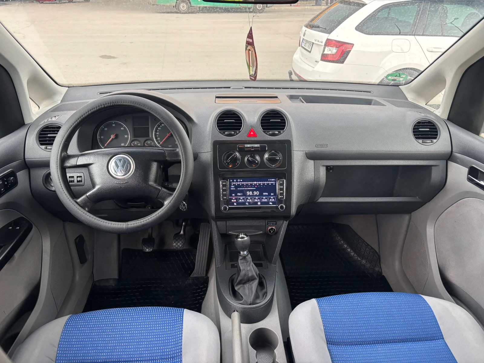 VW Caddy 1.9TDI  LIFE  7 места - изображение 5