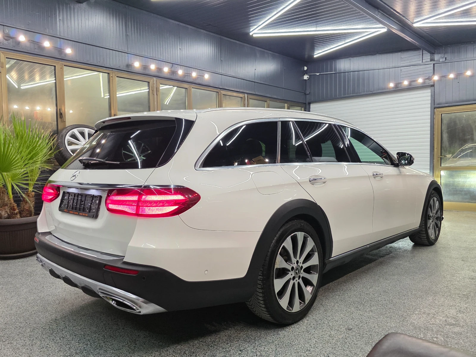 Mercedes-Benz E 220 All-Terrain 360 Burmester Full - изображение 4