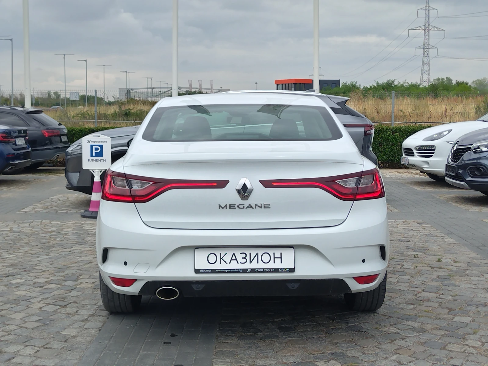 Renault Megane 1.3TCe 140 к.с./Life - изображение 5