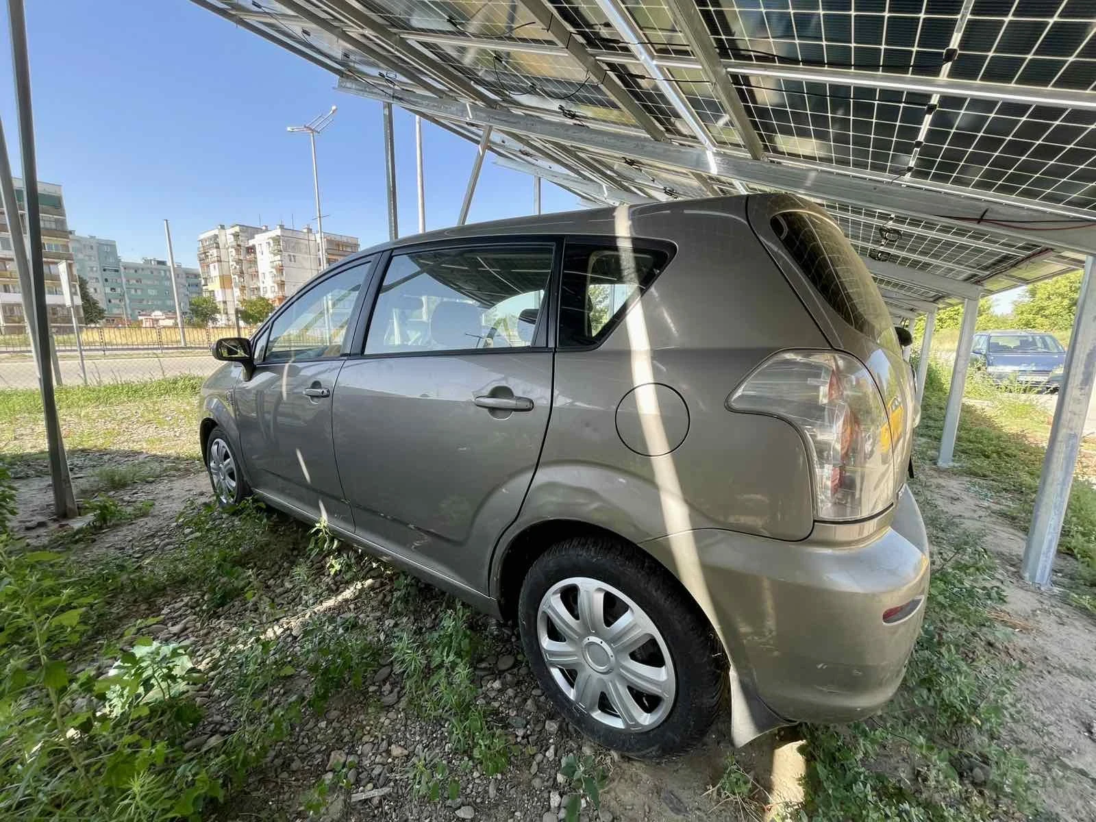 Toyota Corolla verso 2.0d 116 кс. - изображение 3