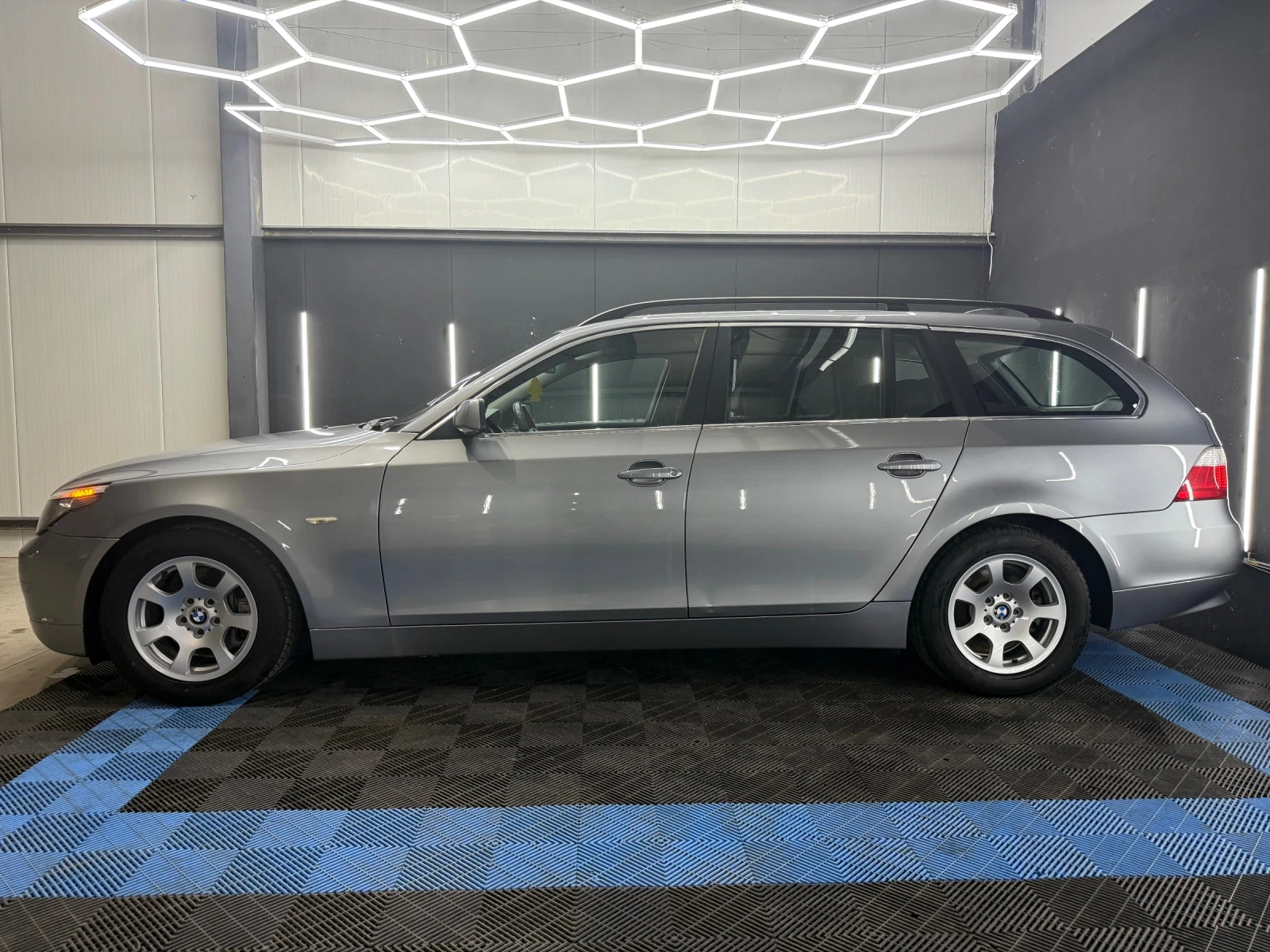 BMW 525 i Швейцария  - изображение 5