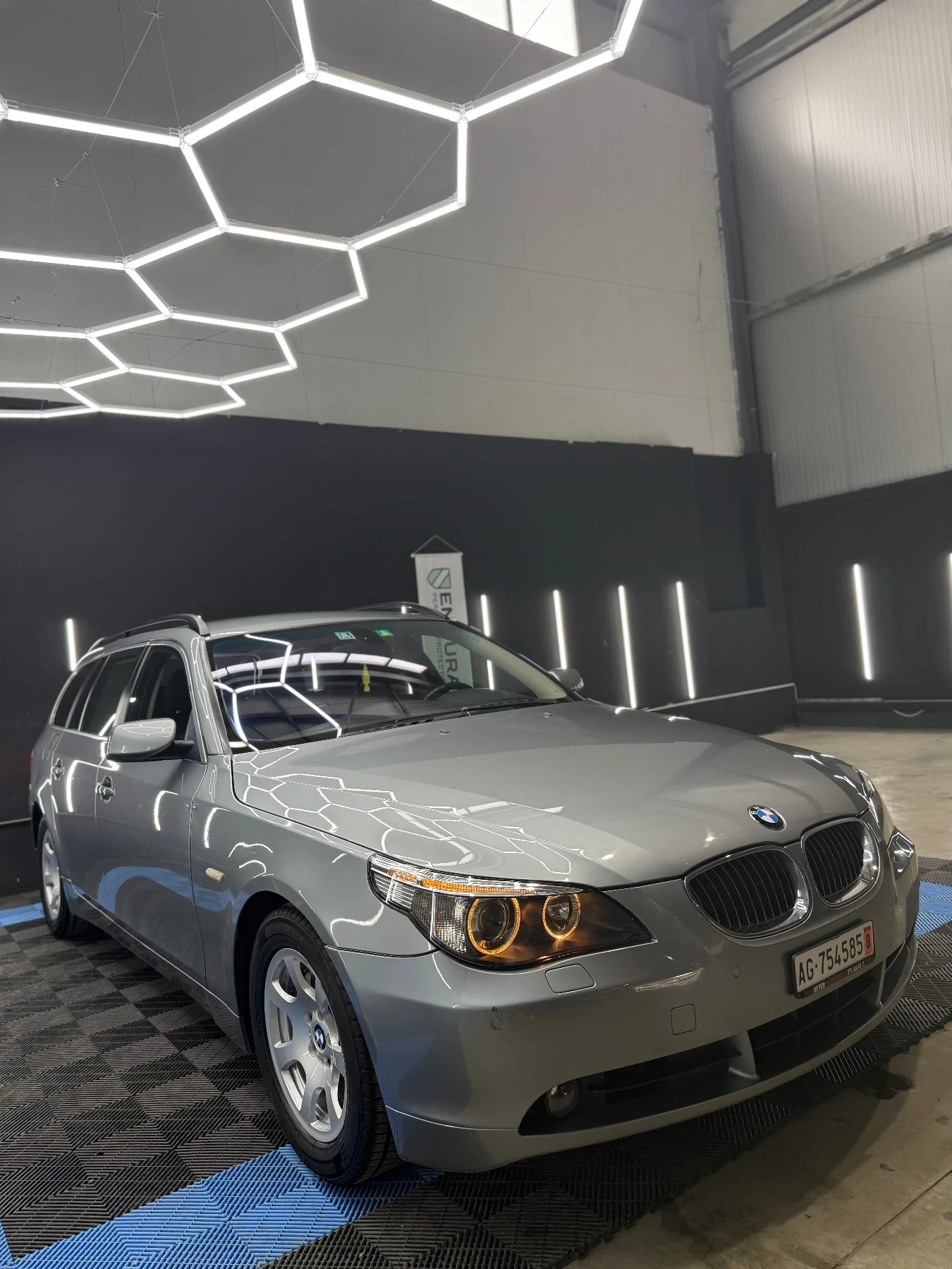 BMW 525 i Швейцария  - изображение 2