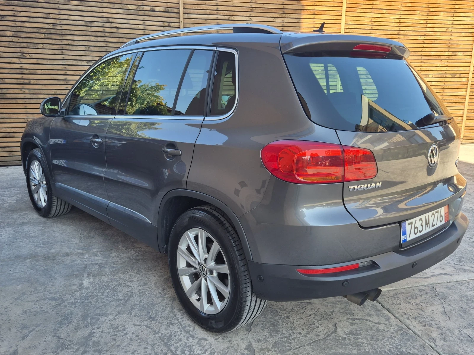 VW Tiguan 2.0TDI* ДОКАЗАНИ КИЛОМЕТРИ*  - изображение 7