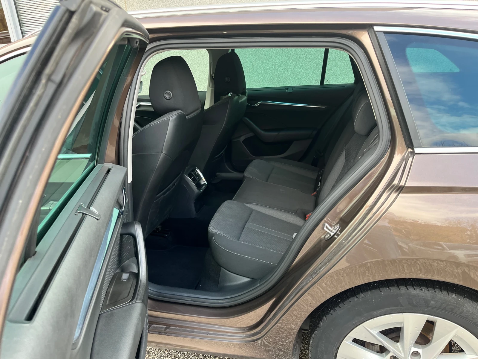 Skoda Octavia 1.5 TSI LPG | Mobile.bg   5