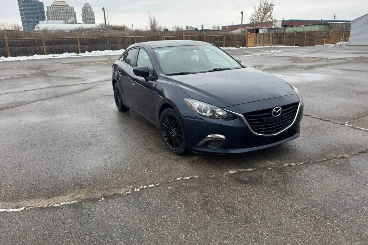 Mazda 3 АВТОМАТИК * * CARFAX * * АВТО КРЕДИТ * *  - изображение 3