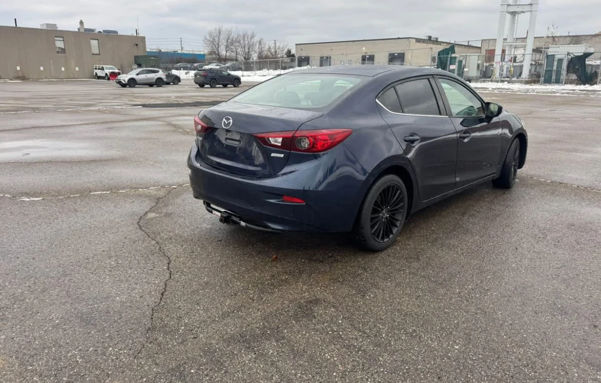 Mazda 3 АВТОМАТИК * * CARFAX * * АВТО КРЕДИТ * *  - изображение 4