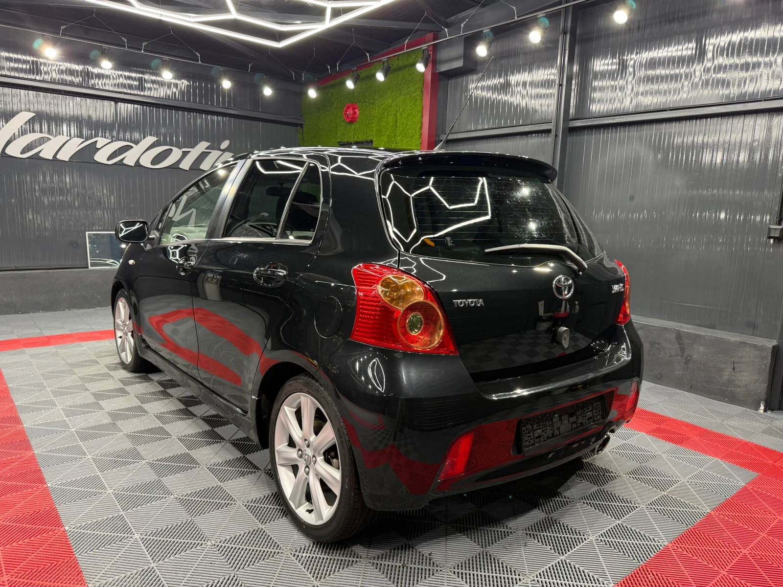 Toyota Yaris 1.8TS 133hp | Mobile.bg � ����������� 3