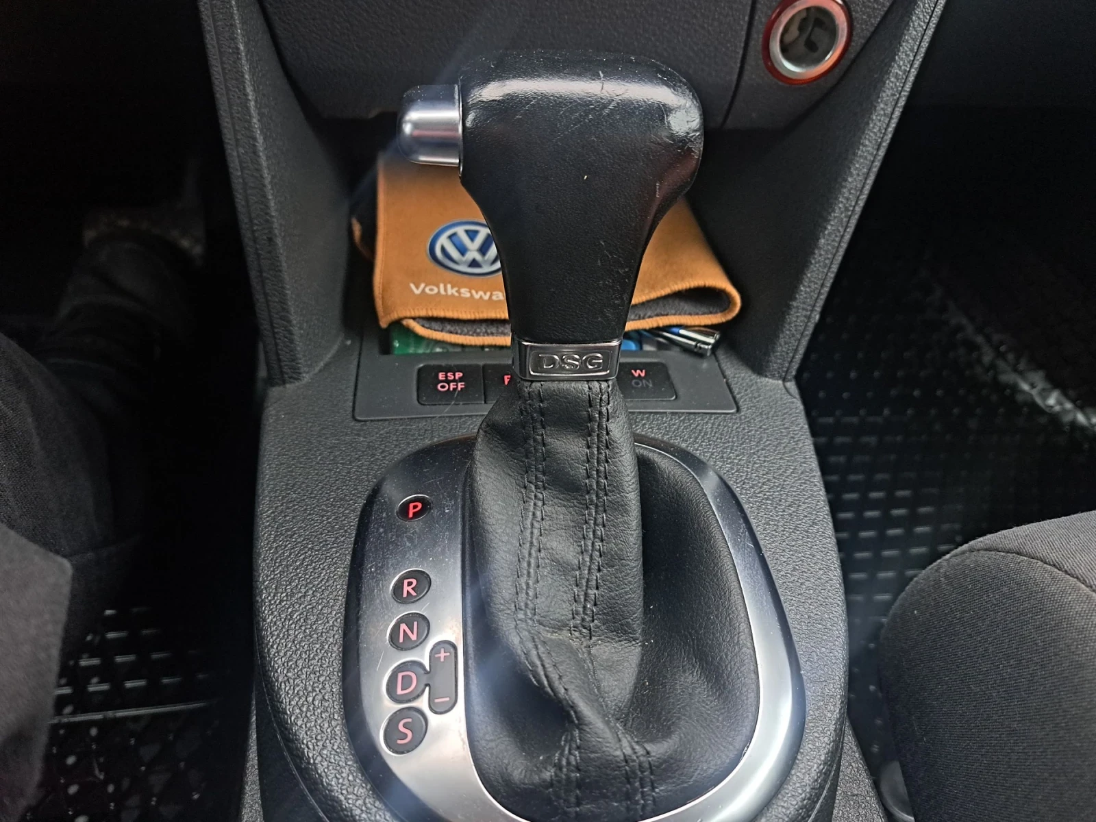 VW Touran CROSS 1.4 170к.с., снимка 17 - Автомобили и джипове - 53375017