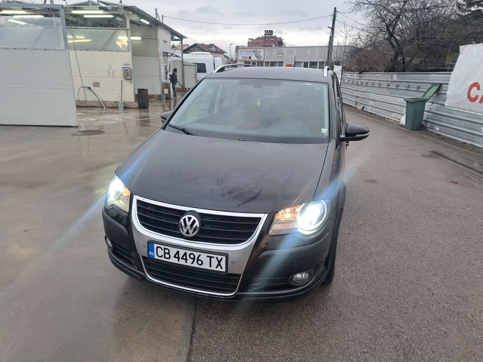 VW Touran CROSS 1.4 170к.с. - изображение 2