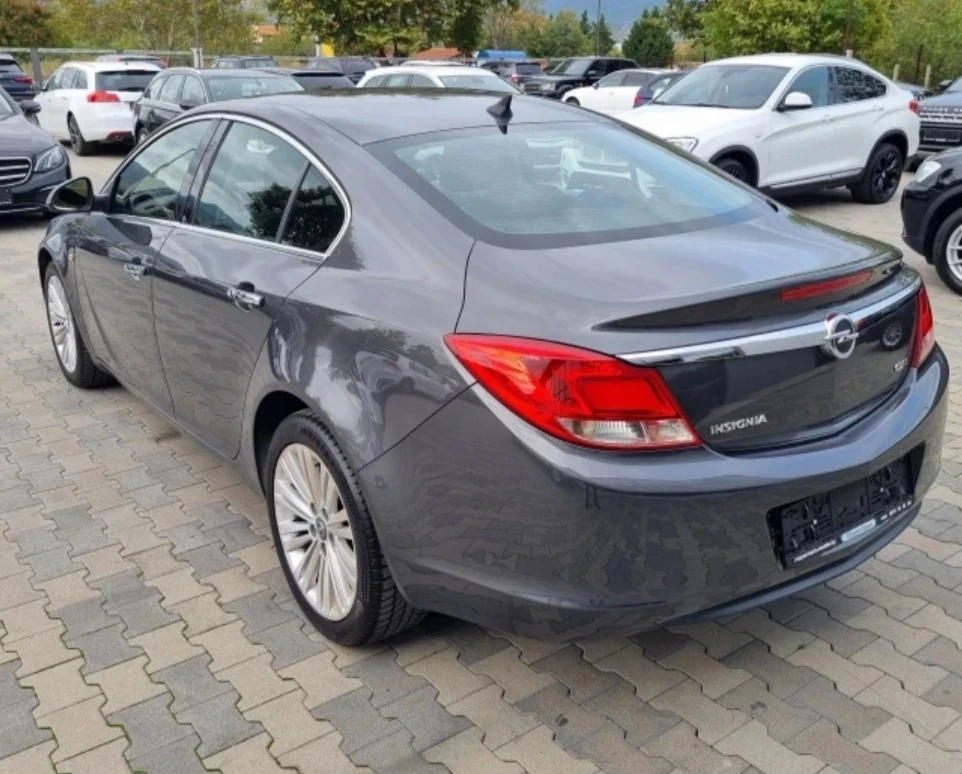 Opel Insignia, снимка 4 - Автомобили и джипове - 53833015