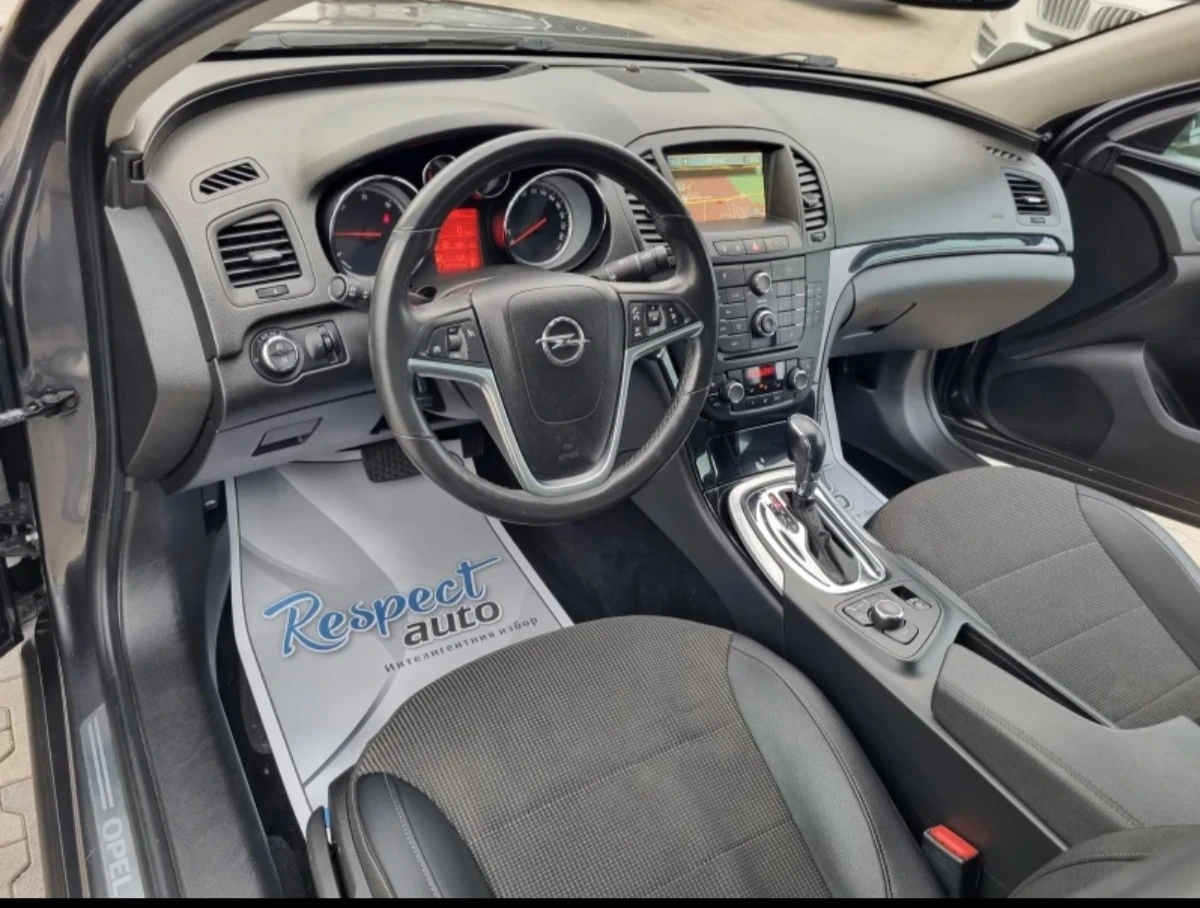 Opel Insignia, снимка 10 - Автомобили и джипове - 53833015