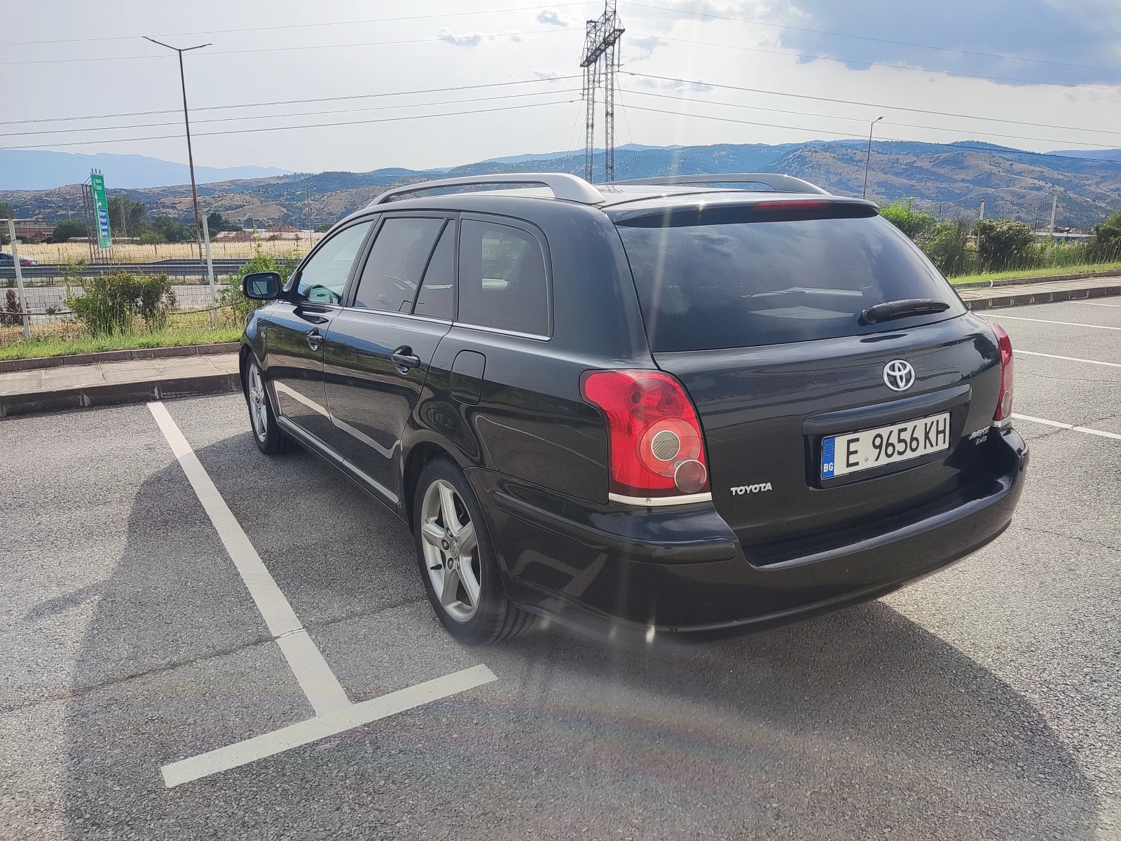 Toyota Avensis, снимка 6 - Автомобили и джипове - 53932933