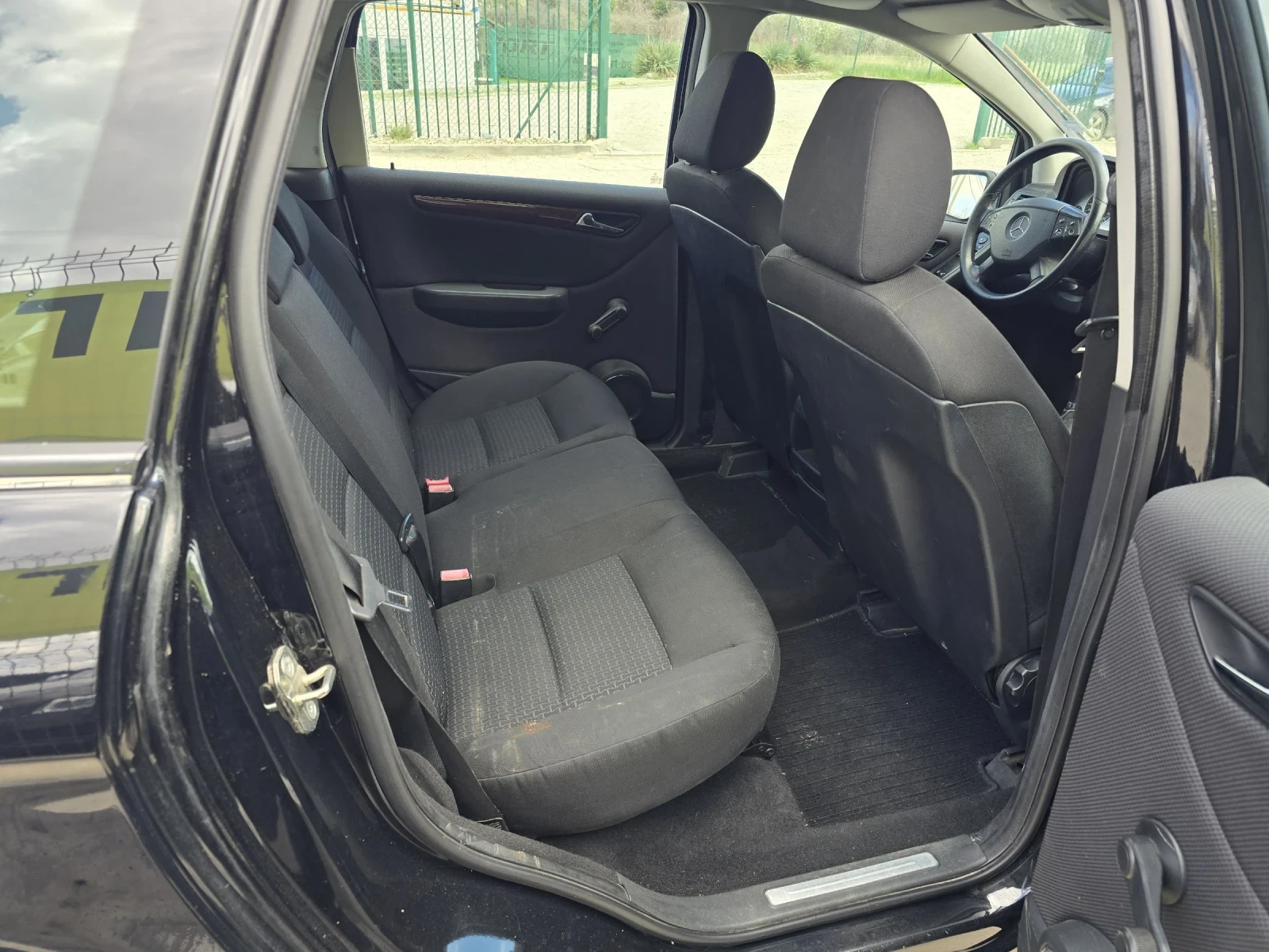 Mercedes-Benz B 170 NGT, снимка 11 - Автомобили и джипове - 54149230