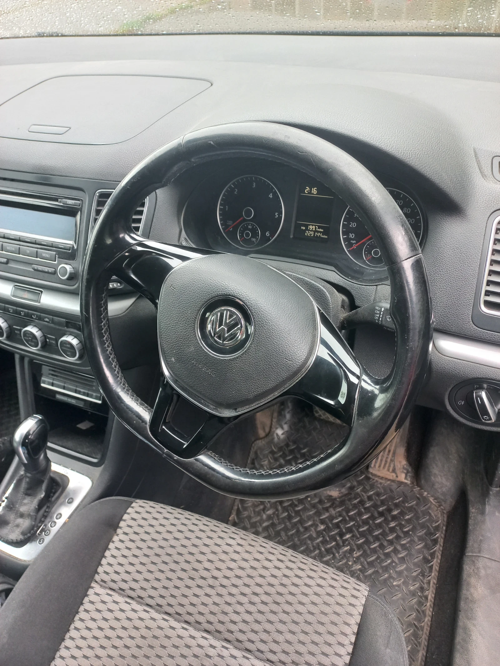 VW Sharan, снимка 8 - Автомобили и джипове - 54356269