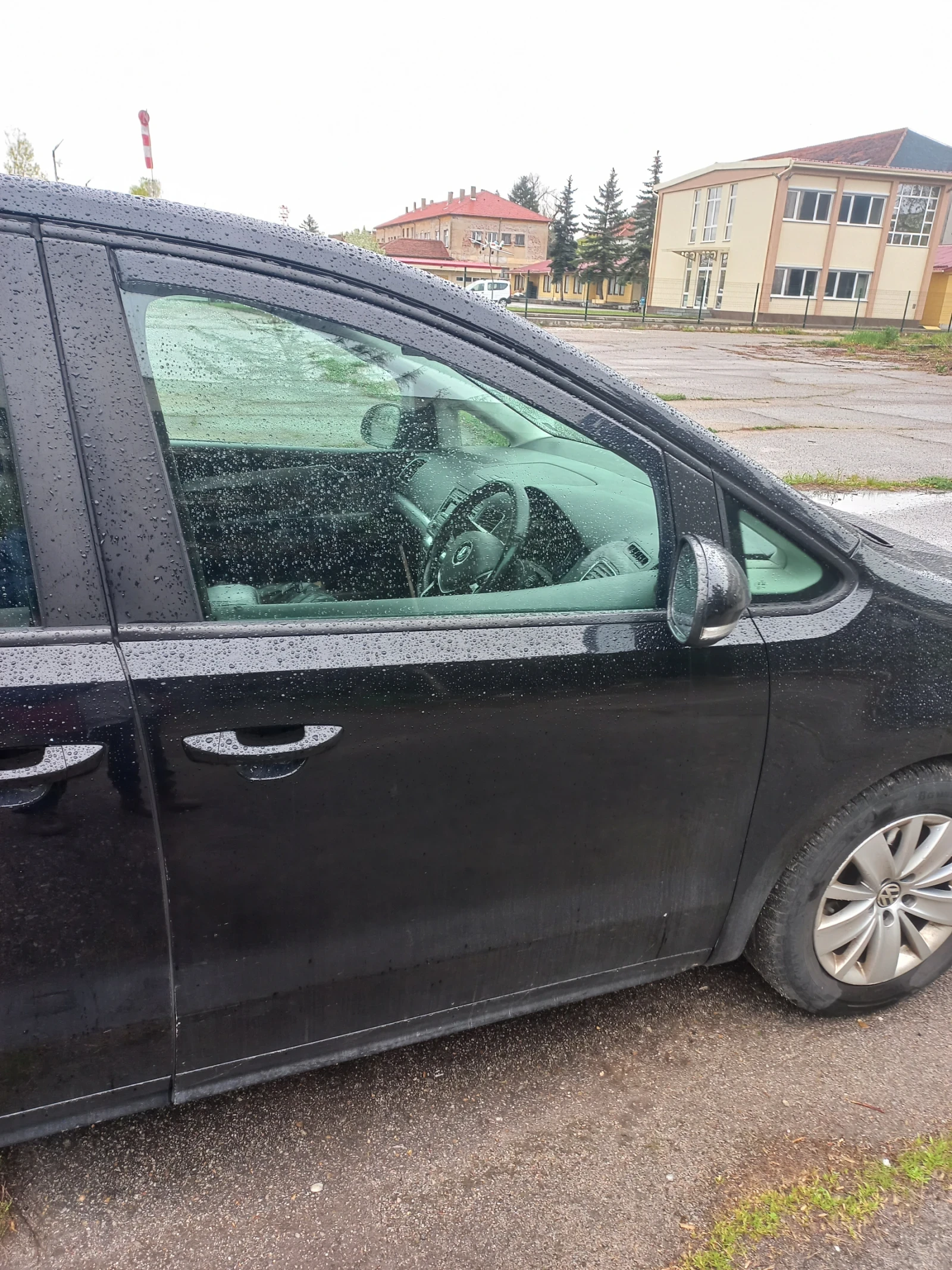 VW Sharan, снимка 2 - Автомобили и джипове - 54356269