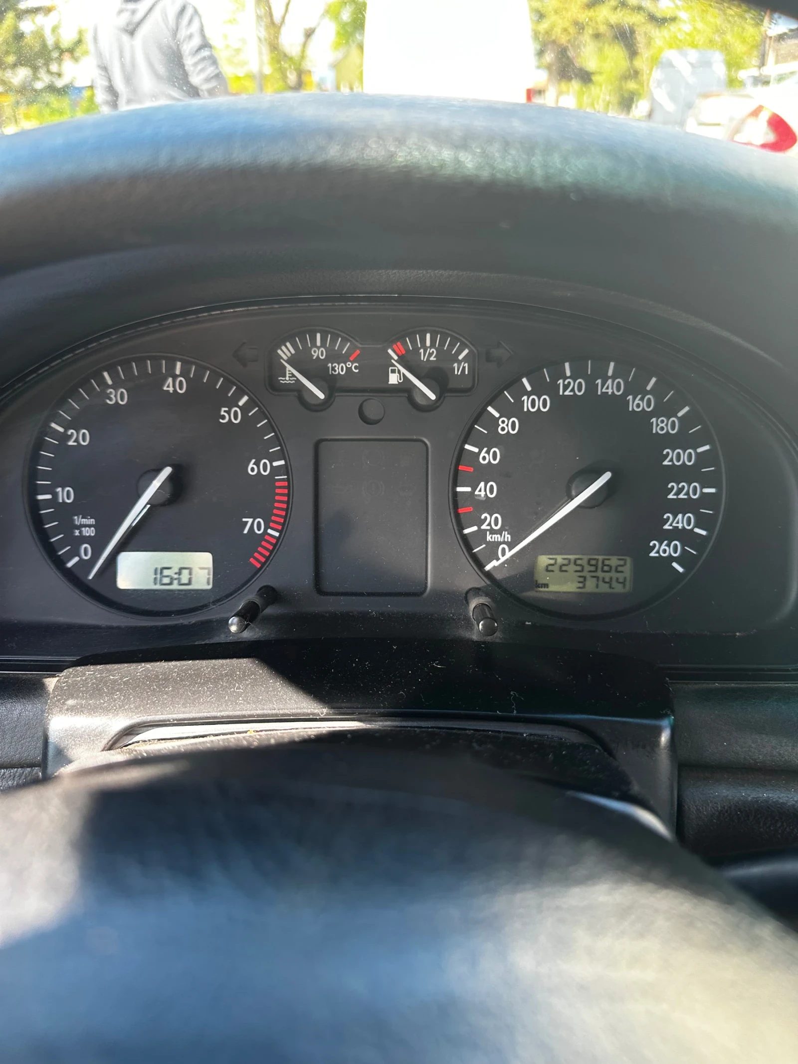 VW Passat Газ Бензин , снимка 8 - Автомобили и джипове - 54320196