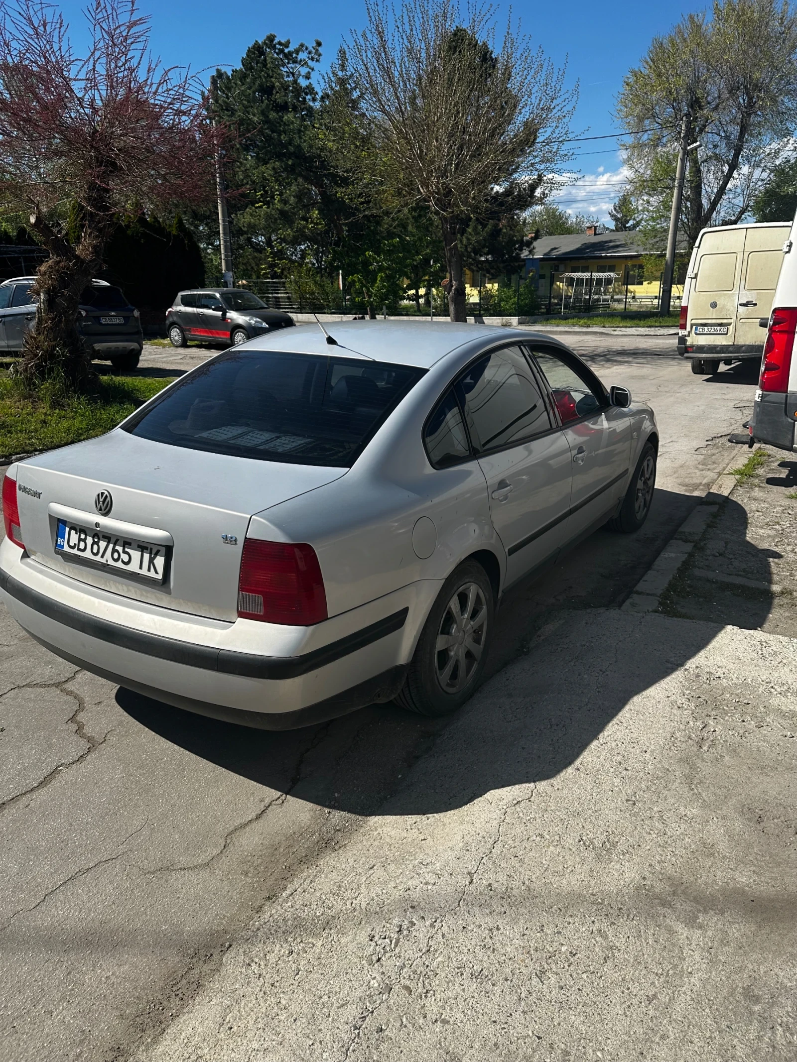 VW Passat Газ Бензин , снимка 4 - Автомобили и джипове - 54320196