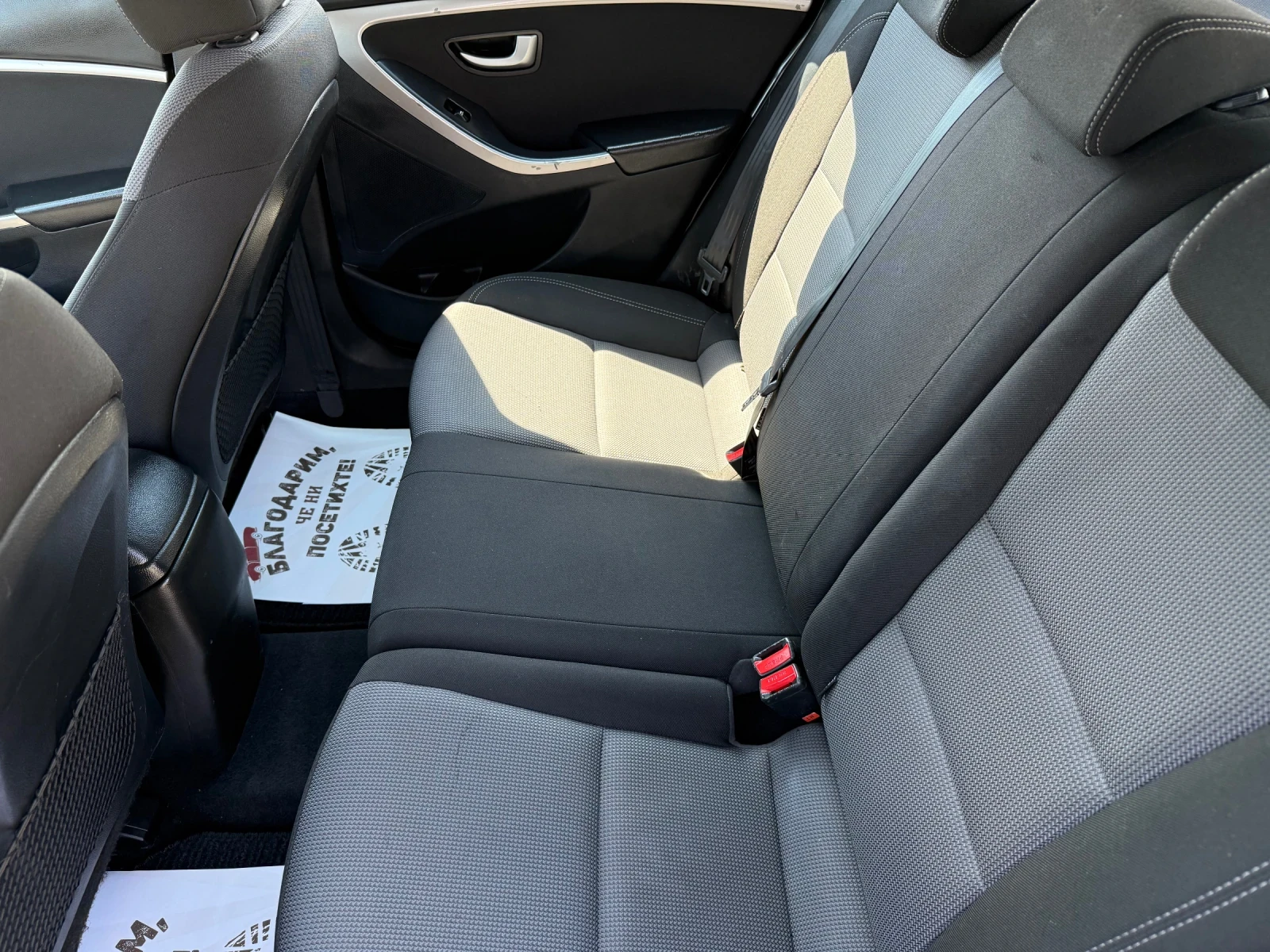 Hyundai I30 Комби, снимка 9 - Автомобили и джипове - 54479076