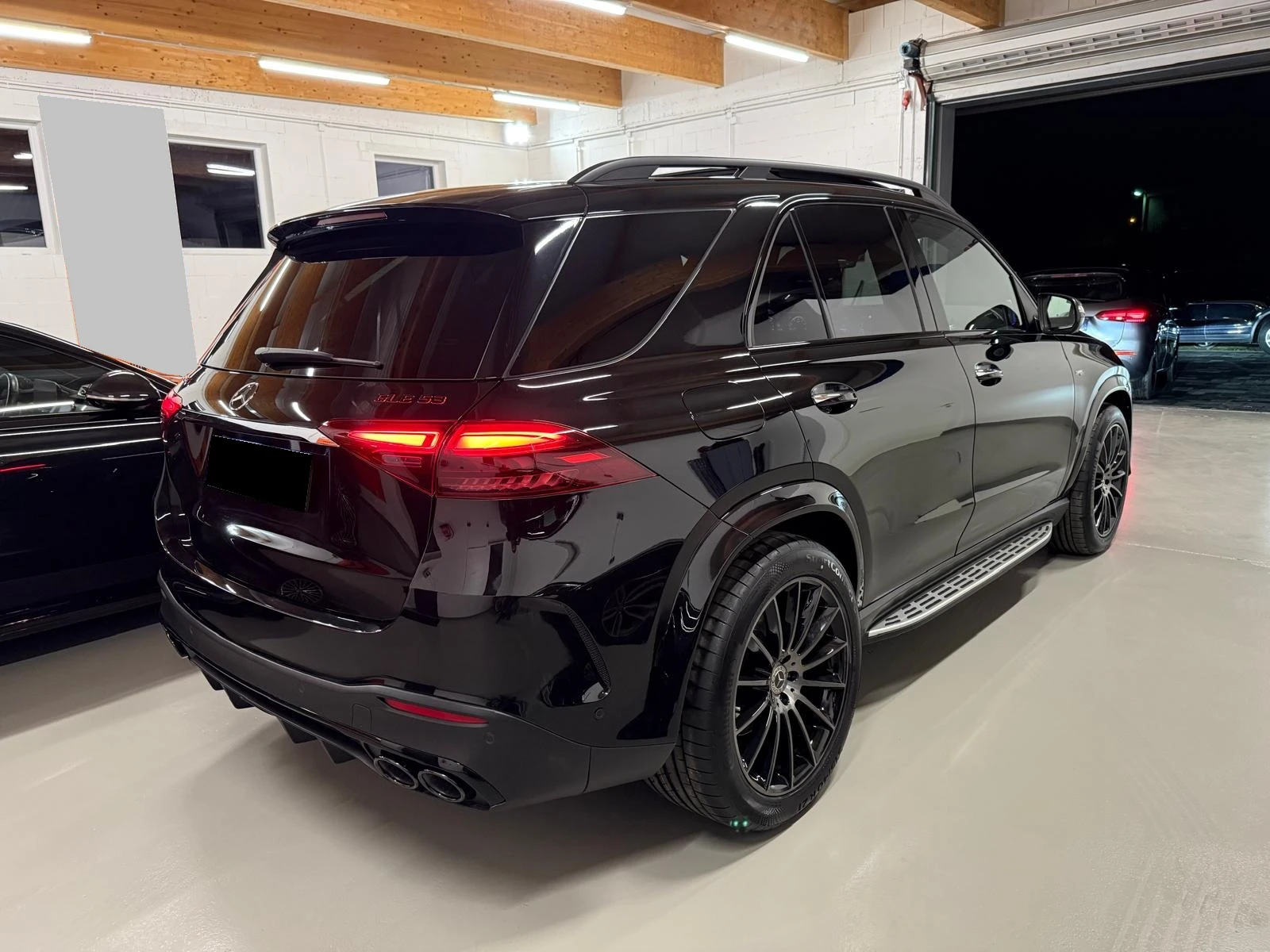 Mercedes-Benz GLE 450 4MATIC AMG-LINE, снимка 2 - Автомобили и джипове - 54562184