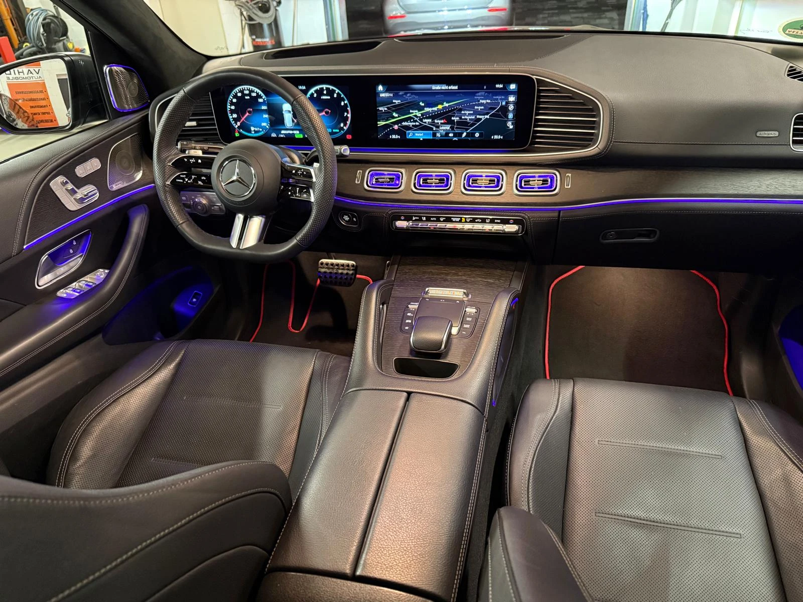 Mercedes-Benz GLE 450 4MATIC AMG-LINE, снимка 6 - Автомобили и джипове - 54562184