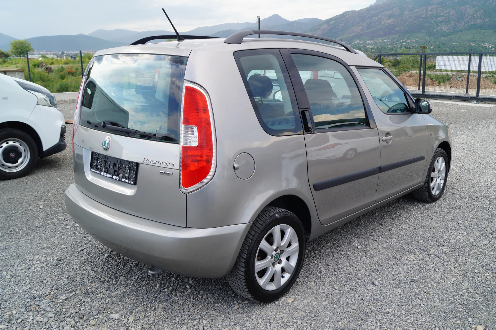 Skoda Roomster, снимка 5 - Автомобили и джипове - 54597112
