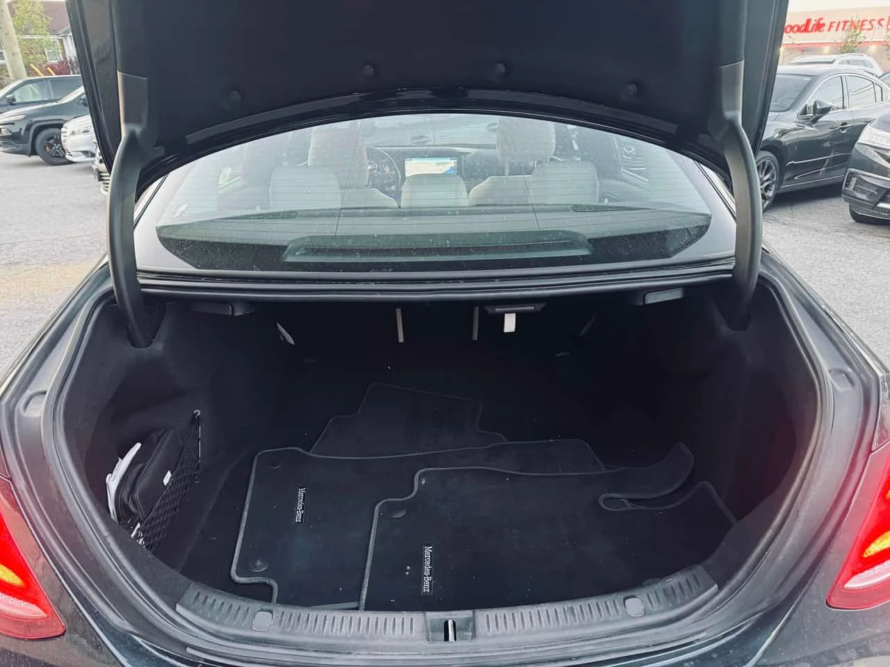 Mercedes-Benz E 300 4MATIC/BURMESTER/��������/��������������� | Mobile.bg � ����������� 14