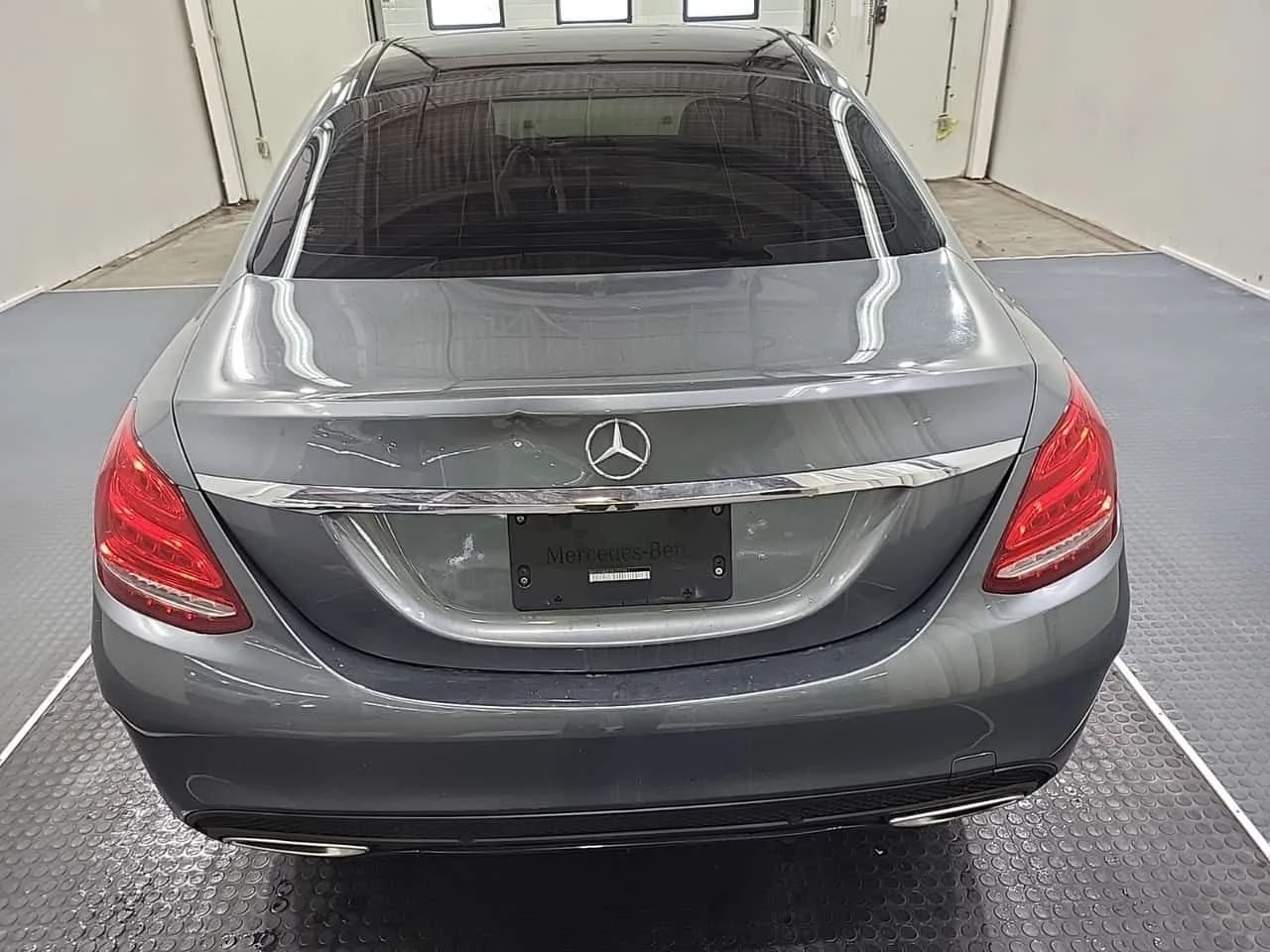 Mercedes-Benz C 300 * CARFAX * БЕЗ ЗАБЕЛЕЖКА * АВТОКРЕДИТ * , снимка 3 - Автомобили и джипове - 54909558