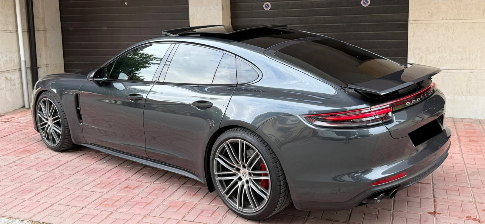 Porsche Panamera * 4S* CHRONO* ОБДУХВАНЕ* ПОРЪЧКОВ* ТОП* , снимка 8 - Автомобили и джипове - 55036240