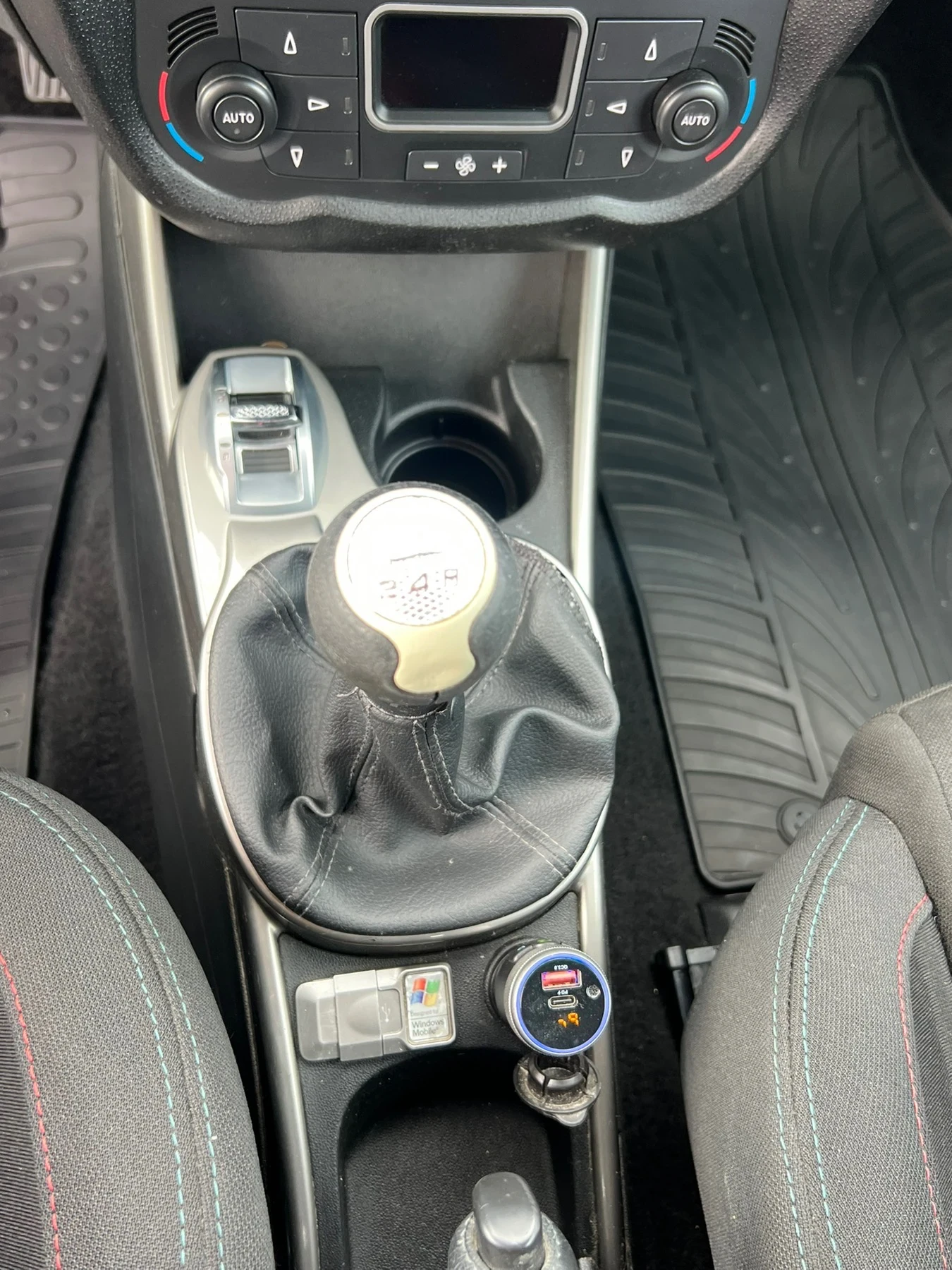 Alfa Romeo MiTo 1.4 TURBO-GAZ, снимка 14 - Автомобили и джипове - 55054887