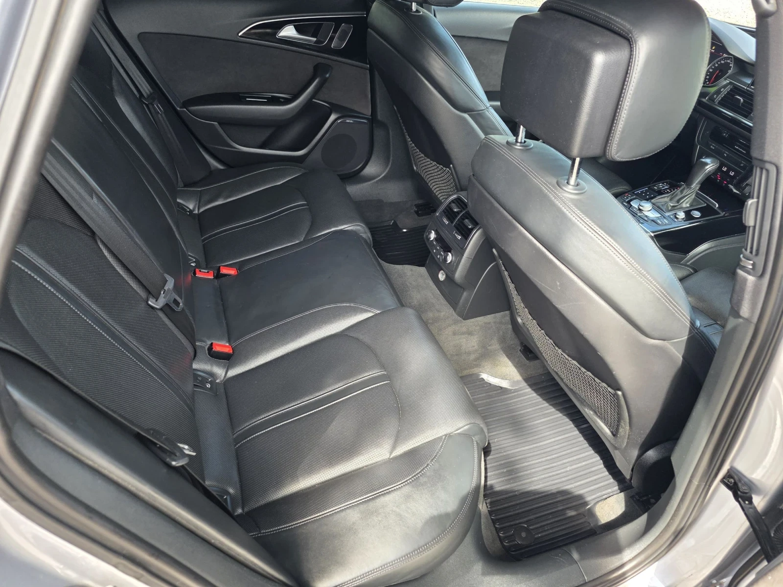 Audi A6 Allroad 3.0Bitdi 320p.s Bose Distronic , снимка 12 - Автомобили и джипове - 55430117