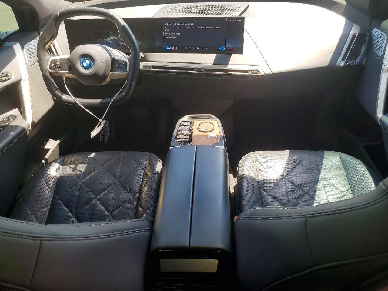BMW iX M60, снимка 8 - Автомобили и джипове - 55756008
