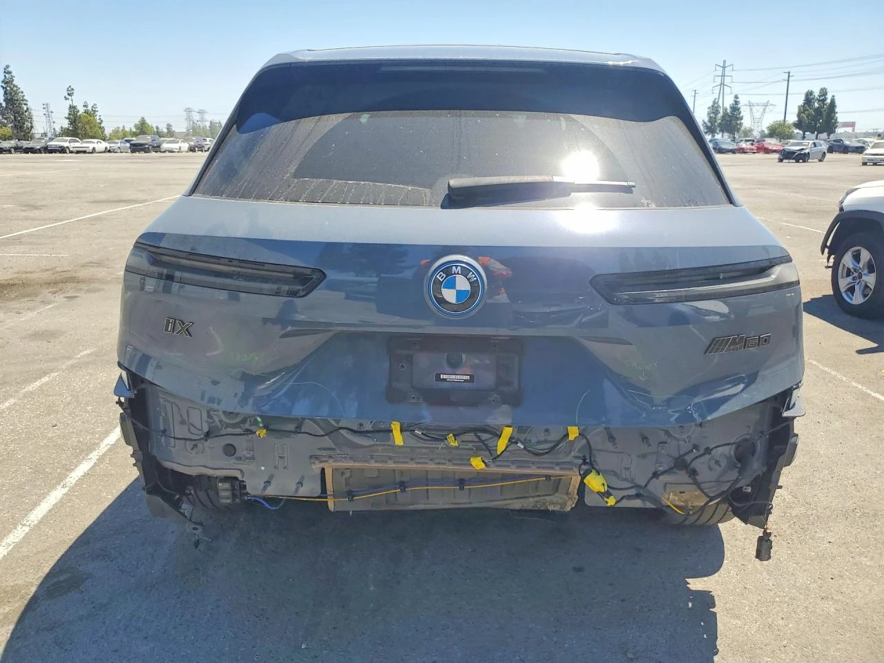 BMW iX M60, снимка 6 - Автомобили и джипове - 55756008