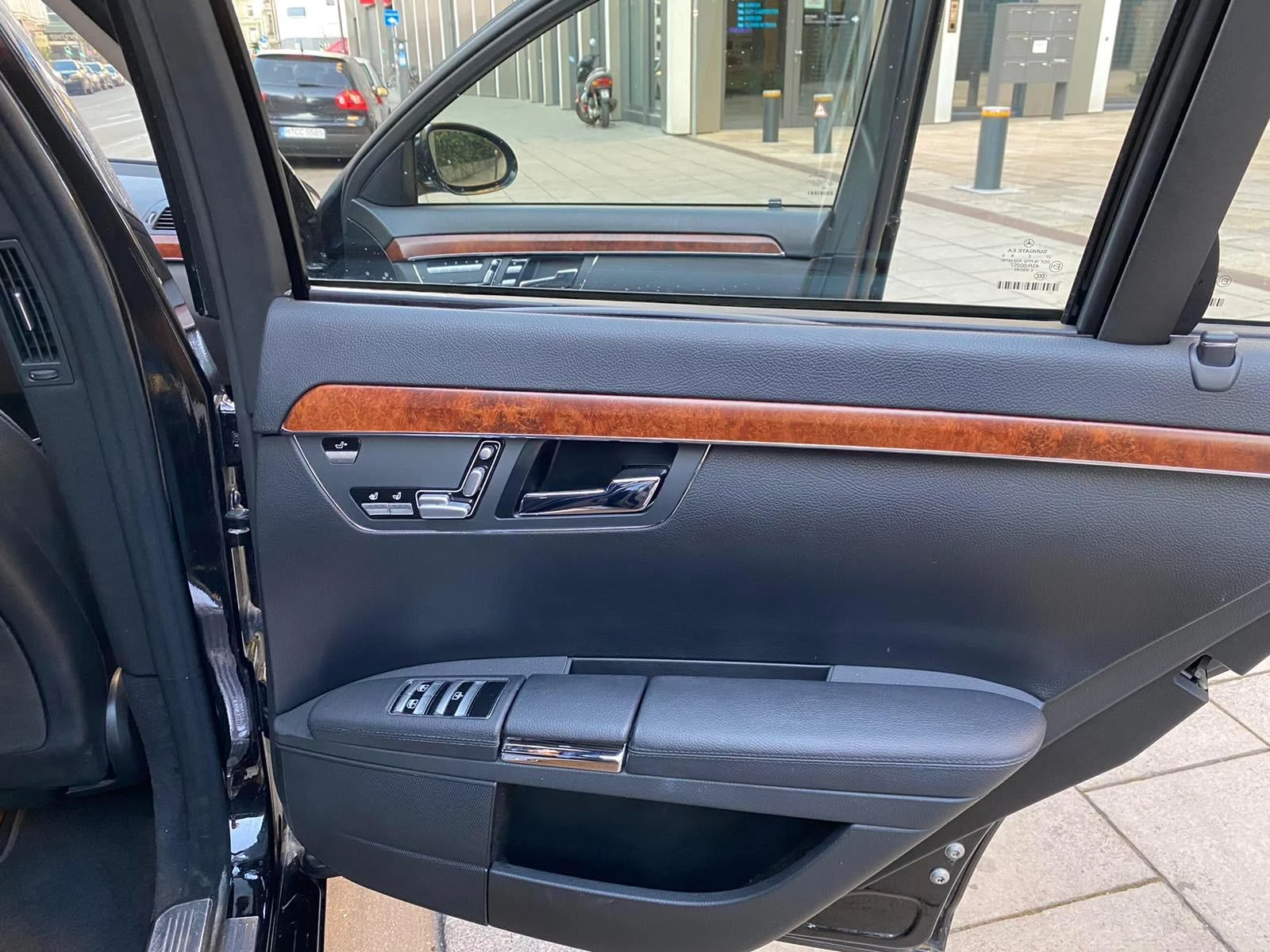 Mercedes-Benz S 500 4 MATIC 388k.c., снимка 12 - Автомобили и джипове - 56280687