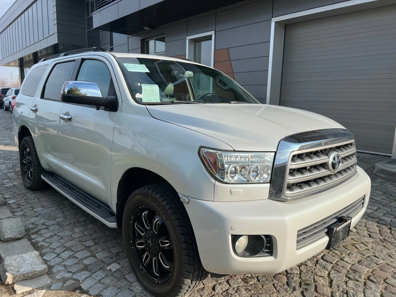 Toyota Sequoia 5.7 Platinum, снимка 3 - Автомобили и джипове - 48452902