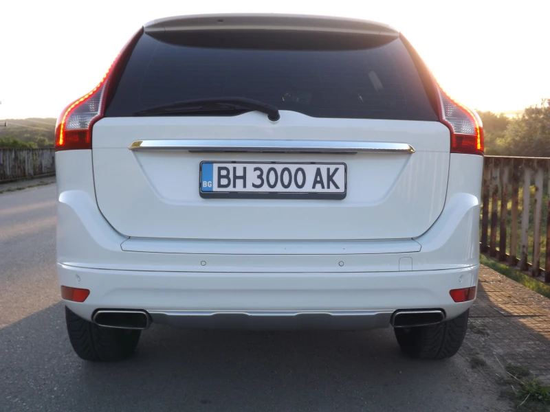 Volvo XC60 D5244T17, снимка 5 - Автомобили и джипове - 48631585