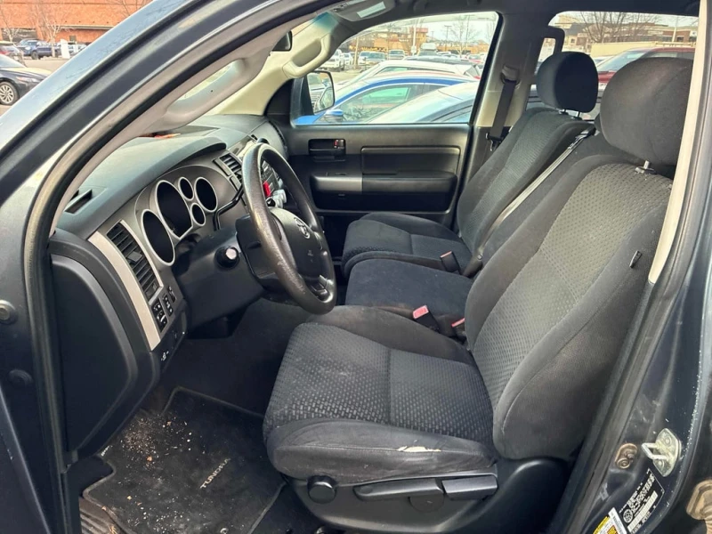Toyota Tundra * SR5 * CARFAX * БЕЗ ПЪРВОНАЧАЛНА ВНОСКА, снимка 5 - Автомобили и джипове - 53062730
