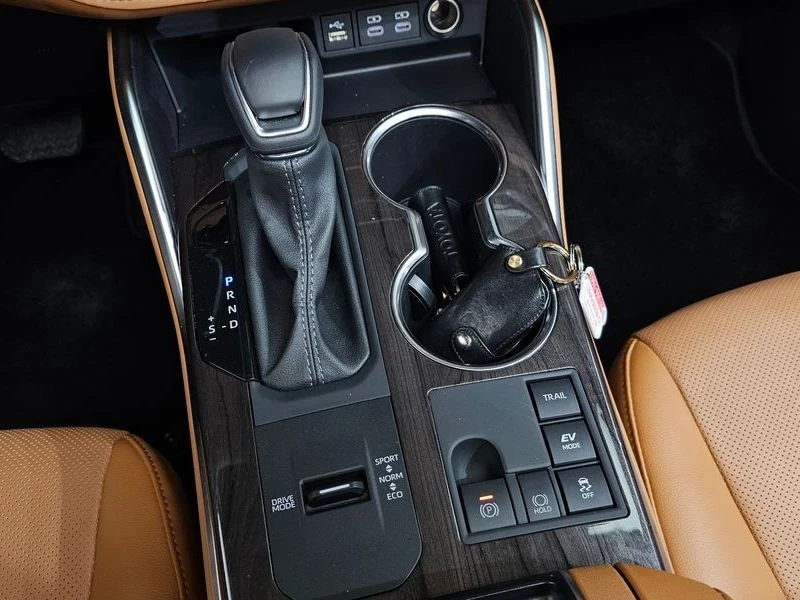 Toyota Highlander 2.5 4WD Platimum| 243�.�.| ���.��������� | Mobile.bg � ����������� 9
