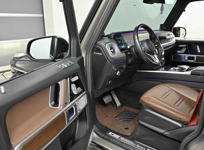 Mercedes-Benz G 400 ЛЮК* 360* KEYLESS* ПОДГРЕВ ВОЛАН* КРАЙНА ЦЕНА, снимка 11 - Автомобили и джипове - 55276359